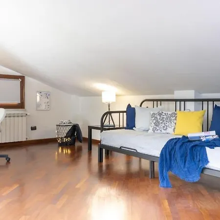 Minimal Luxe Retreat Free Parking Wi-fi